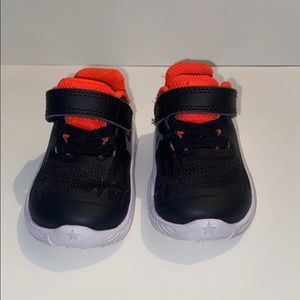 Nike Flex baby Girl Toddler Infant shoes 2c pink/black